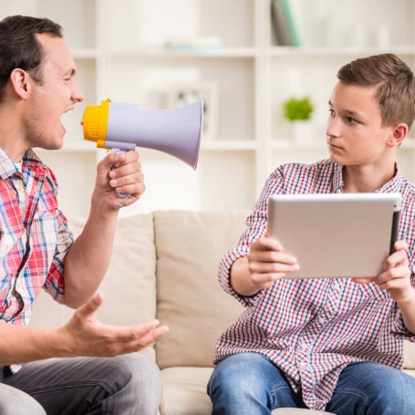 Il grande equivoco del dialogo con i figli